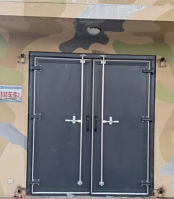 陇县工业平开门