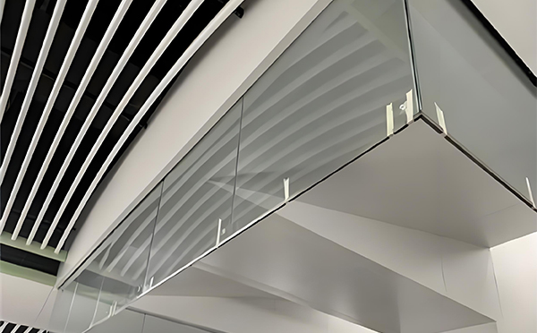 陇县玻璃挡烟垂壁