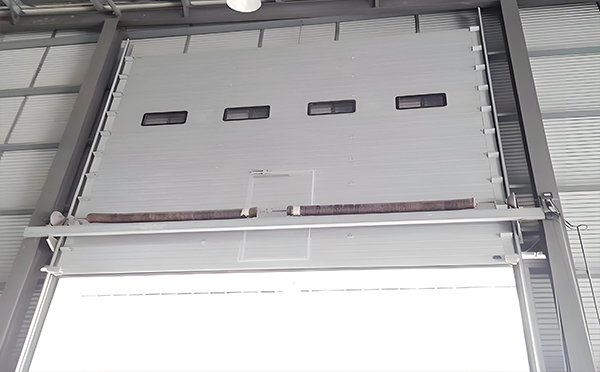 陇县工业滑升门