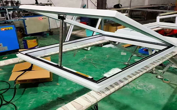 某地下车库出入口陇县排烟窗配置工程