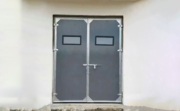 陇县工业门在高温作业区域的运行表现